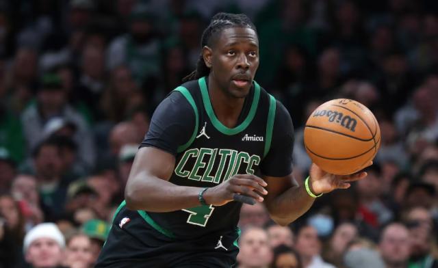 B体育手机客户端-临近季后赛霍勒迪开始变身 凯尔特人冲冠再添砝码